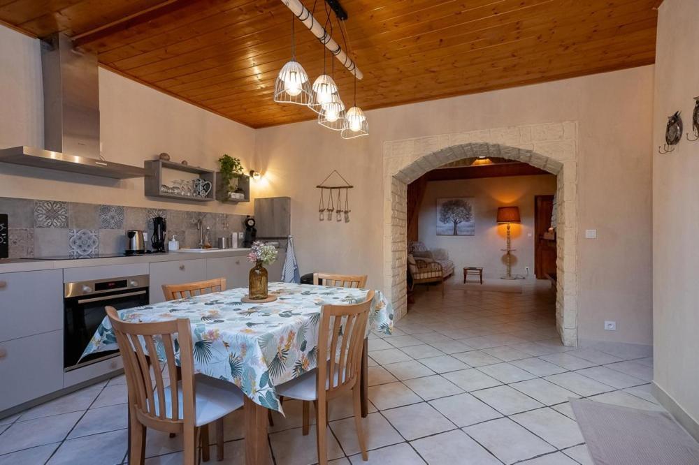 La Maison Des Jolicoeurs Saint-Christophe-sur-Guiers Exteriér fotografie